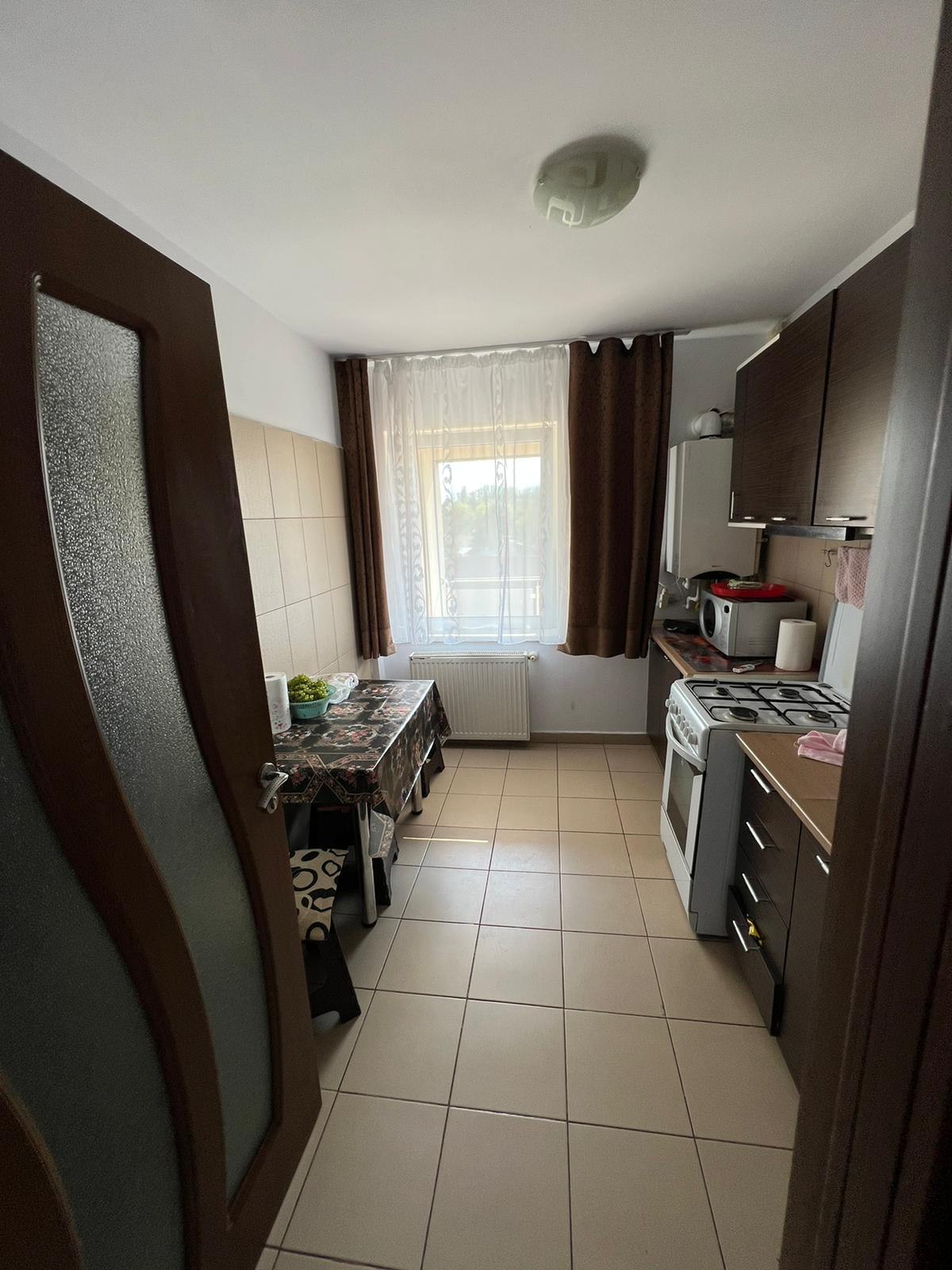 Apartament 3 camere Suceava 110000 euro - 9591